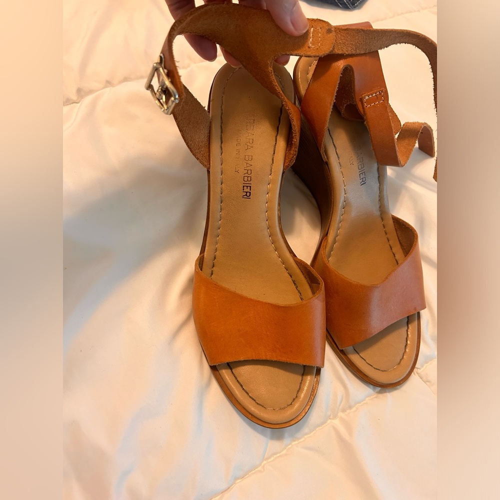 Leather wedge sandal